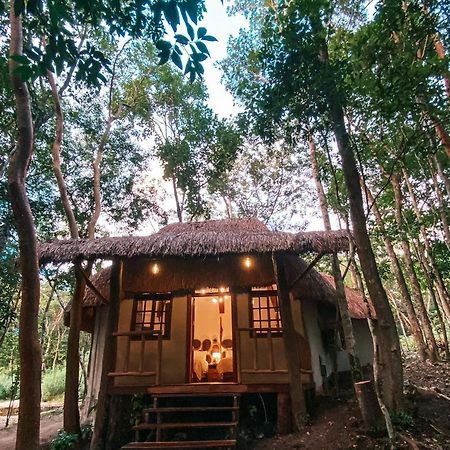 Hotel Cabanas Aldea Maya Ешпухил Екстериор снимка